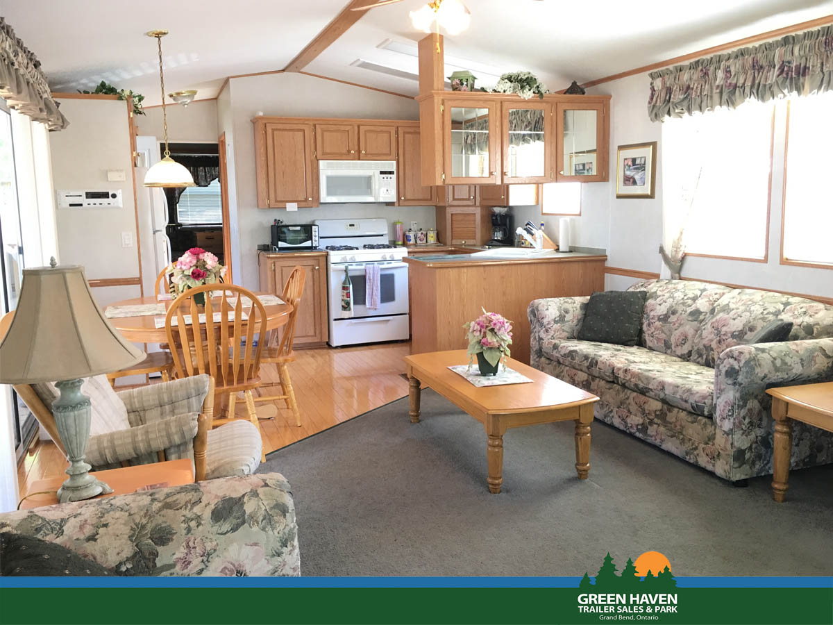 42 X14 Northlander Cottager Classic 2002 Green Haven Trailer Park