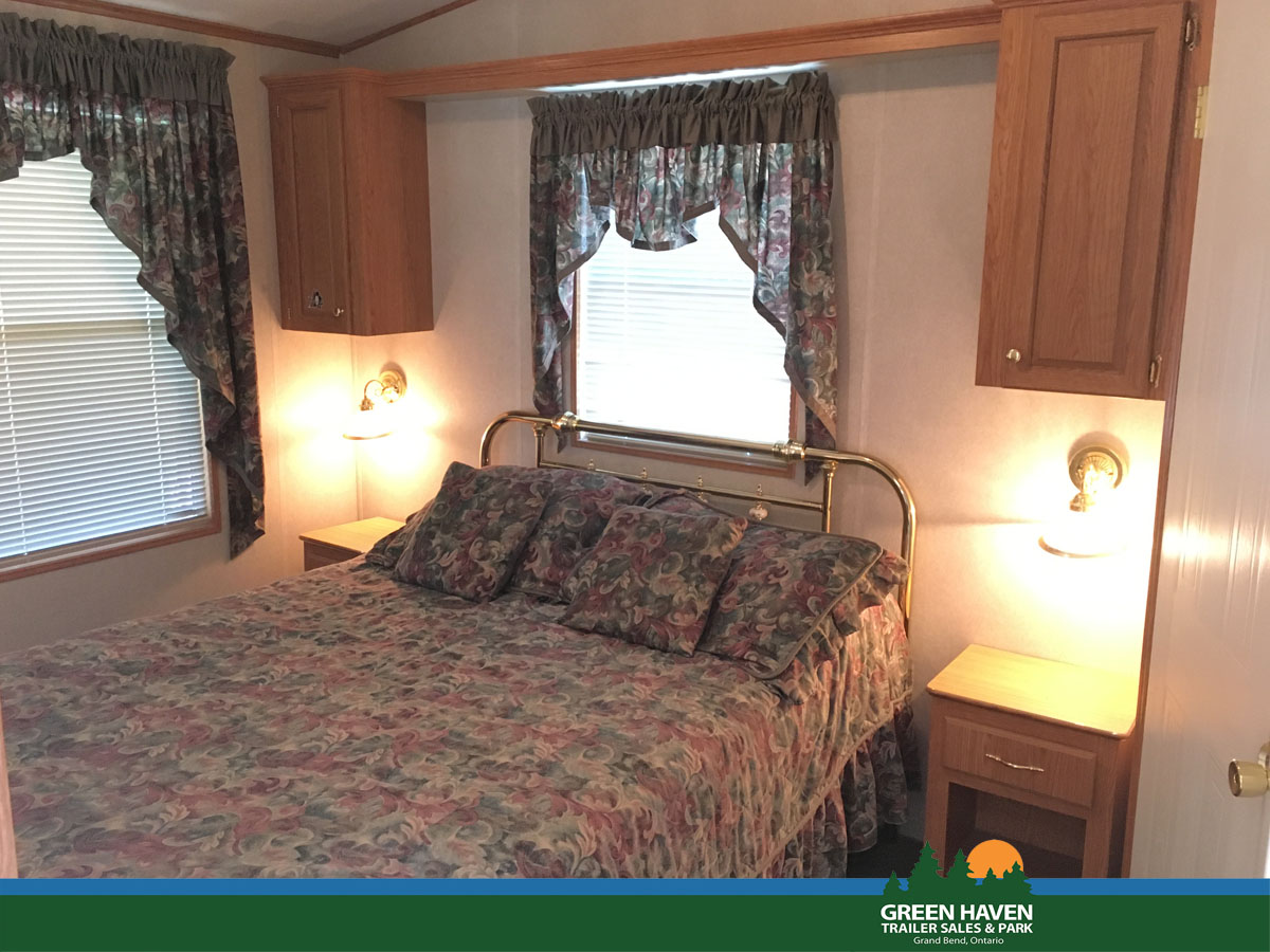 42 X14 Northlander Cottager Classic 2002 Green Haven Trailer Park